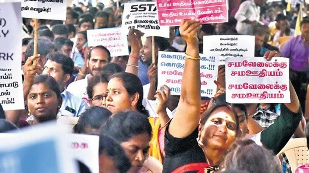 சம வேலைக்கு சம ஊதியம் 15 நாட்களாக போராட்ட களத்தில் இடைநிலை ஆசிரியர்கள்....